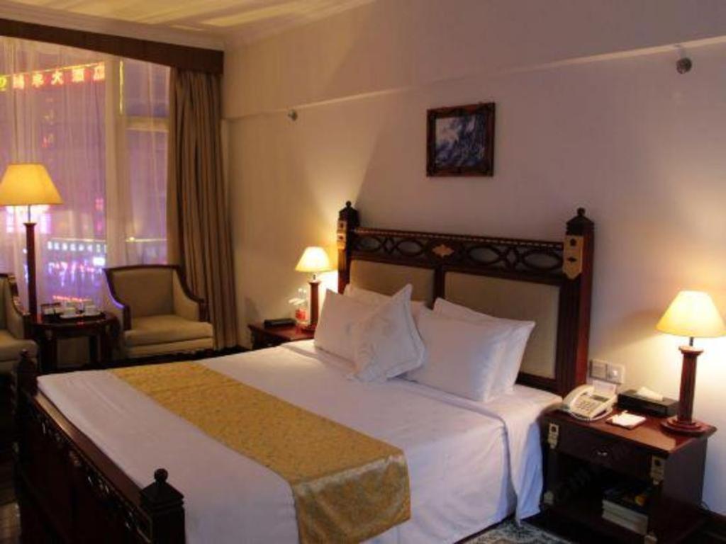 Golden Lustre Hotel Shenzhen Extérieur photo