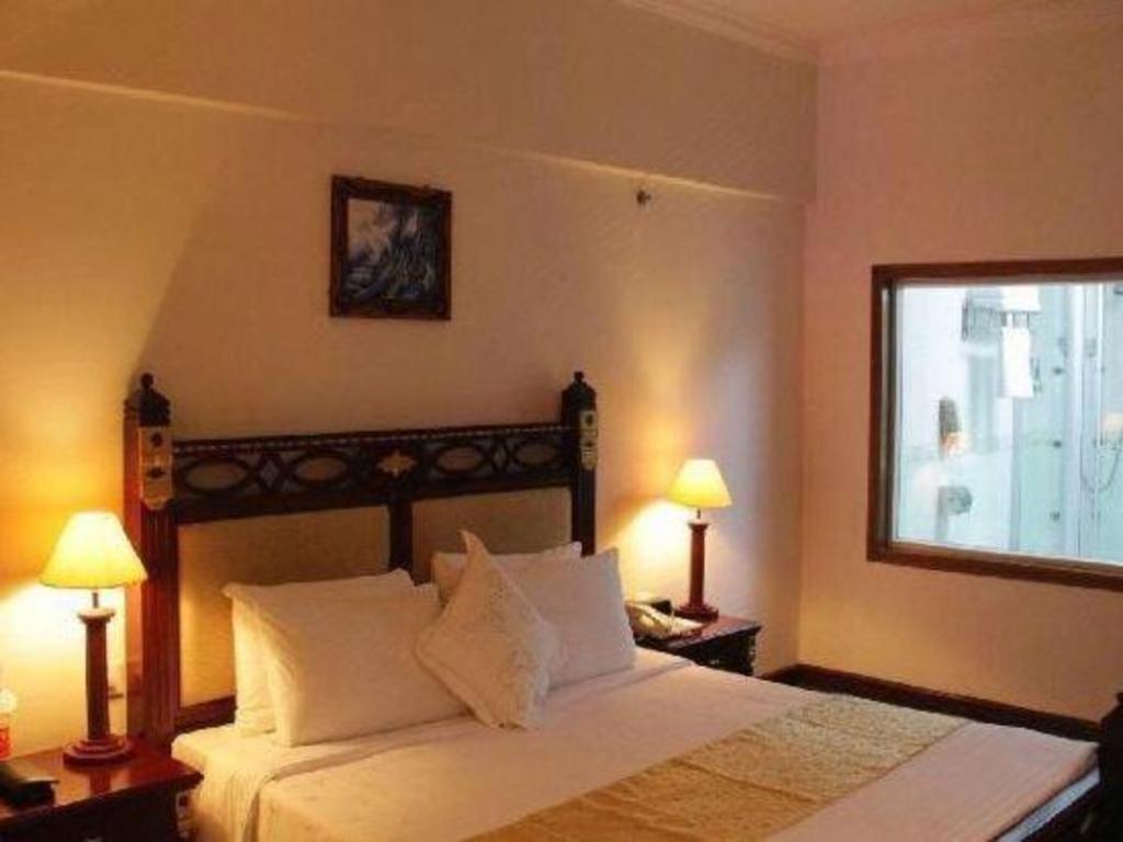 Golden Lustre Hotel Shenzhen Extérieur photo