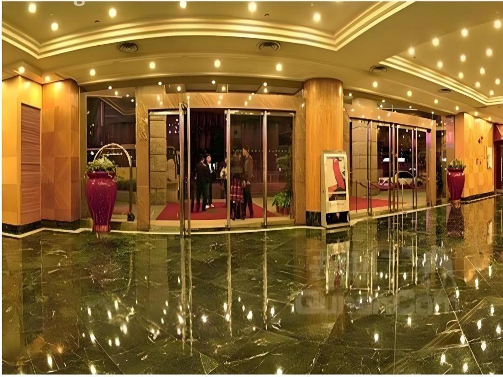 Golden Lustre Hotel Shenzhen Extérieur photo